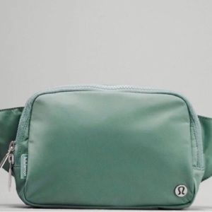 Everywhere Belt Bag   NWOT